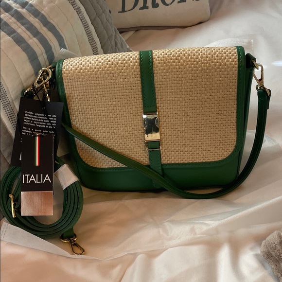 Chic Green and Cream Shoulder Bag - Picture 10 of 13